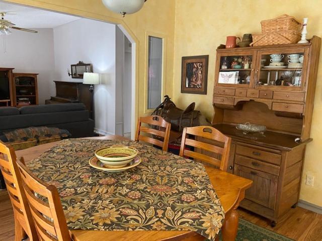 River Falls Lodging -Black Hills, South Dakota Хот Спрингс Екстериор снимка