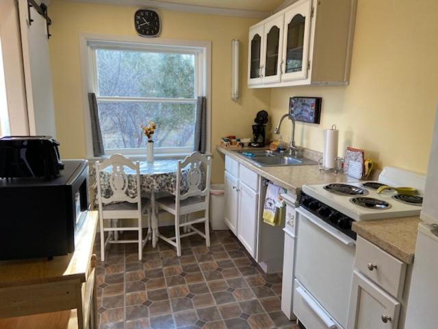 River Falls Lodging -Black Hills, South Dakota Хот Спрингс Екстериор снимка
